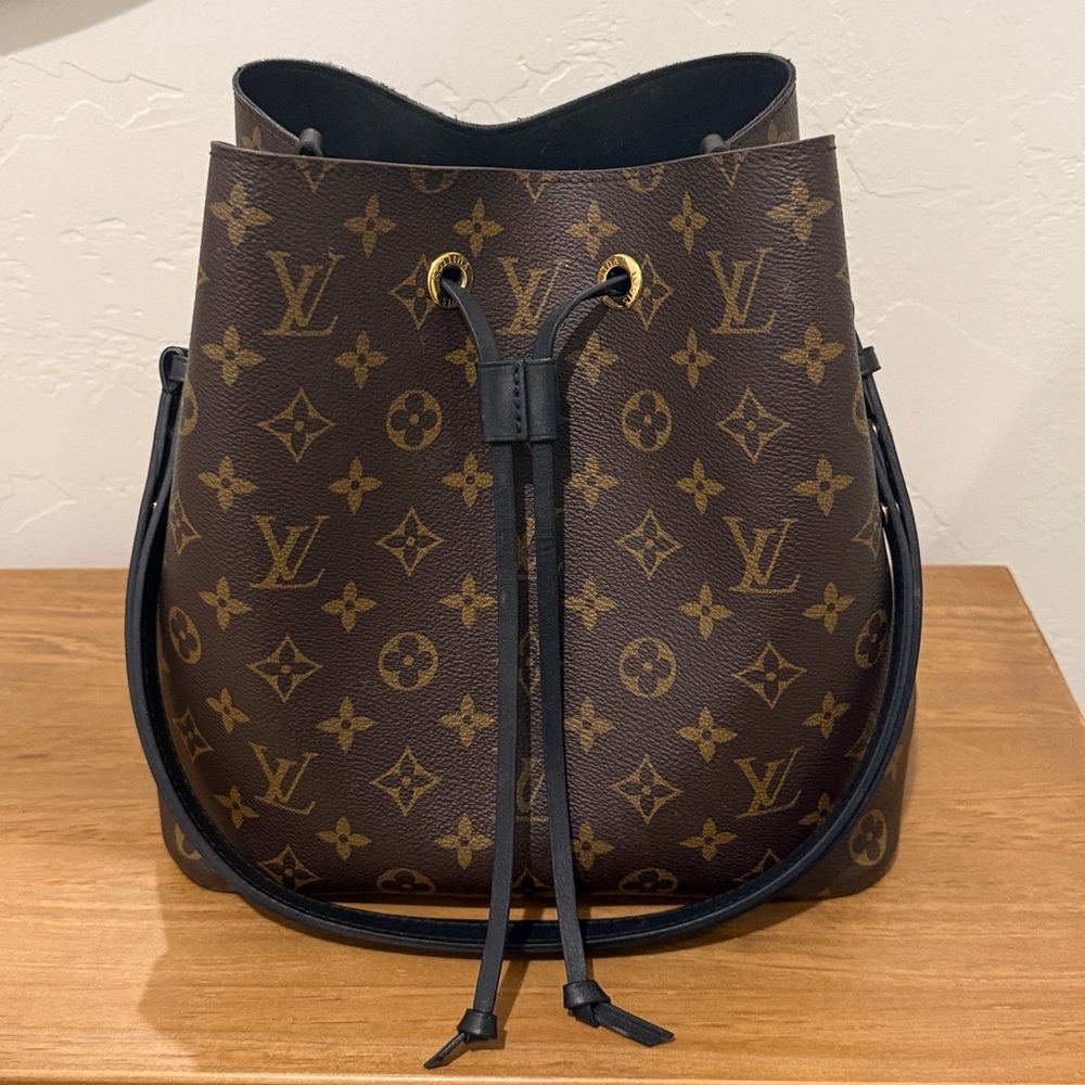 Louis Vuitton Monogram NeóNeó MM